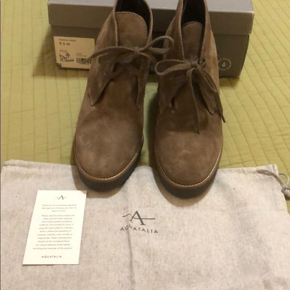 Aquatalia Vianna Suede Booties in taupe - Picture 2 of 7